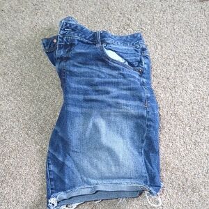 AE Slouchy Bermuda Shorts